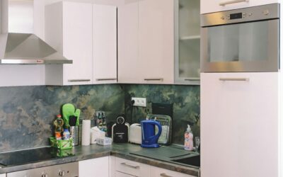 The 2026 Smart Kitchen: How Connected Appliances Are Slashing Household Food Costs